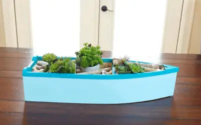 NWFashion Mini Boat-Shaped Garden Planter Image